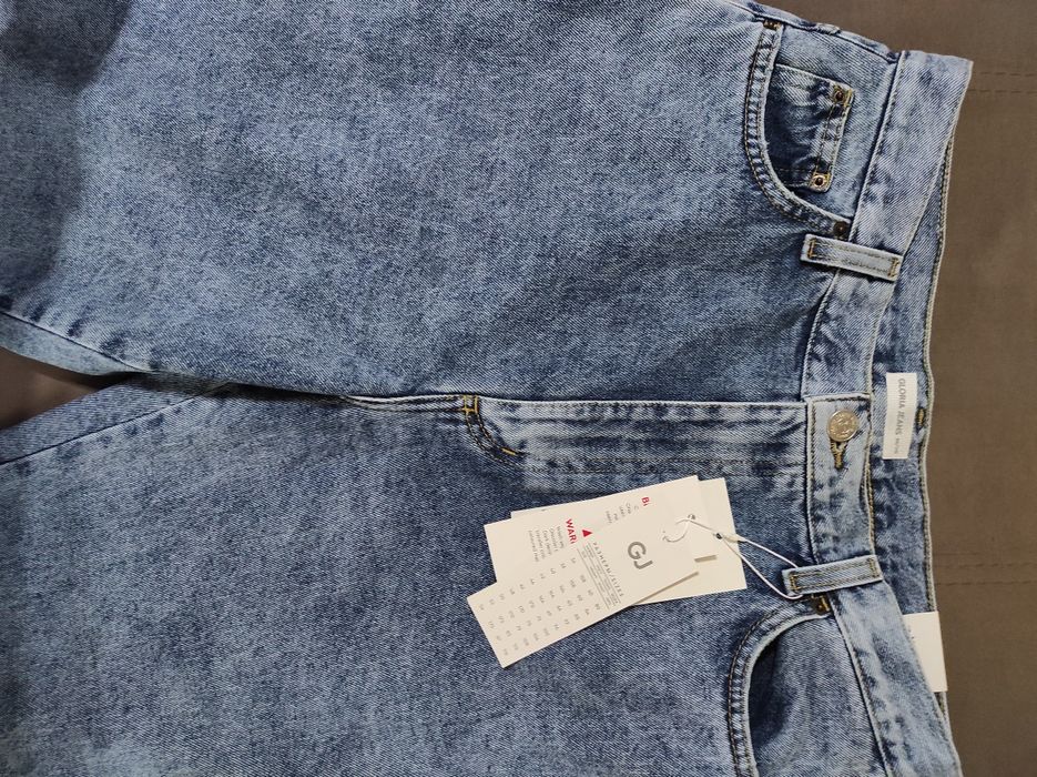 Джинсы новые Gloria Jeans