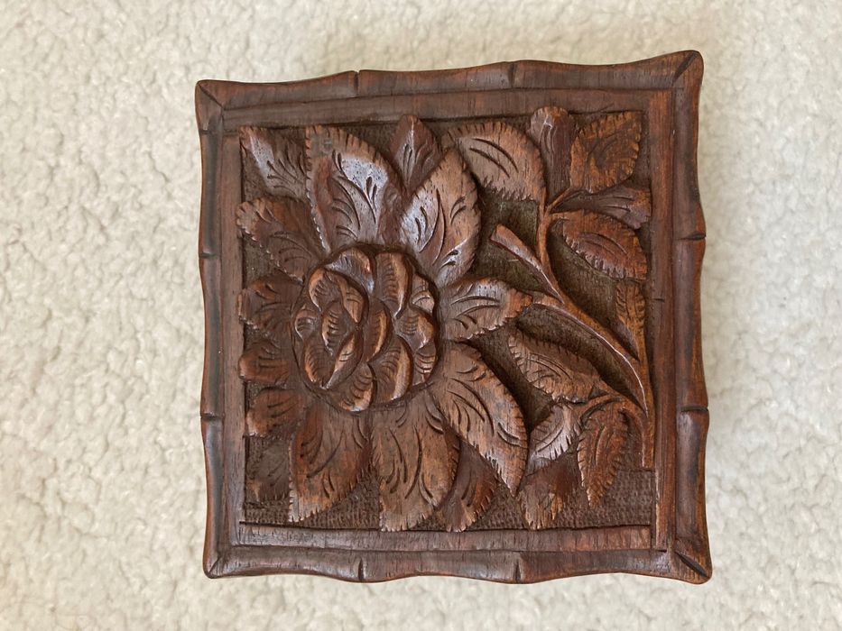 Стари дървени кутии за бижута