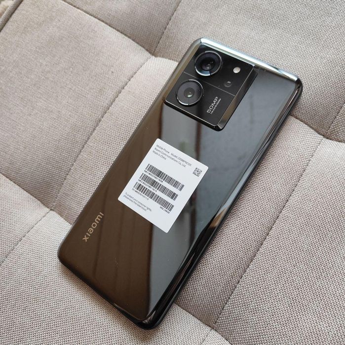 Xiaomi 13 t pro 12/512 gig im otgan pochti yengi