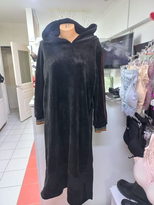 Новое платье - пальто, велюр.