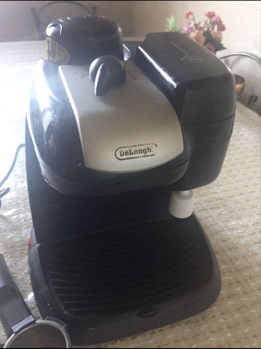 Кофемашина   Delonghi