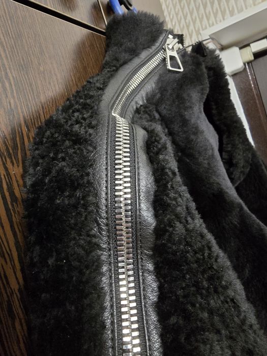 Продам женскую Дубленку MEFI