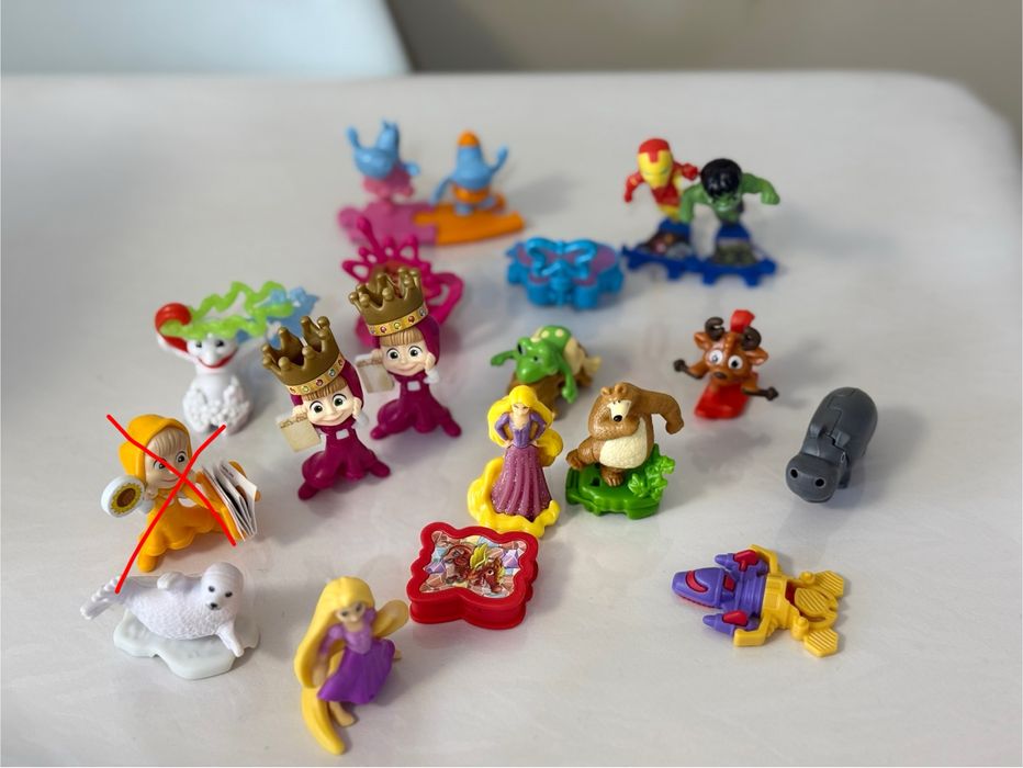 Киндер игрушки из разных коллекции