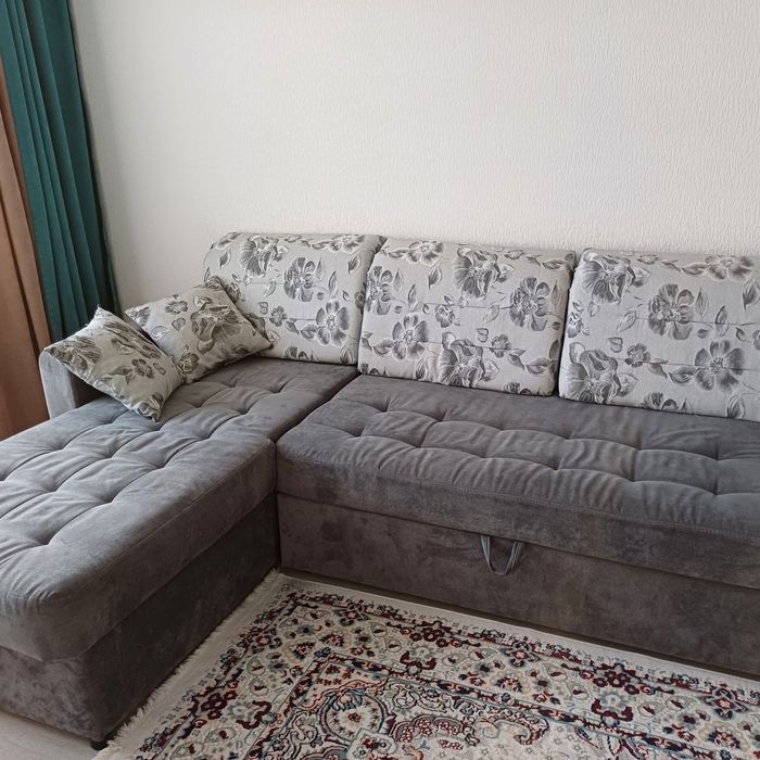 Продаю диван б/у