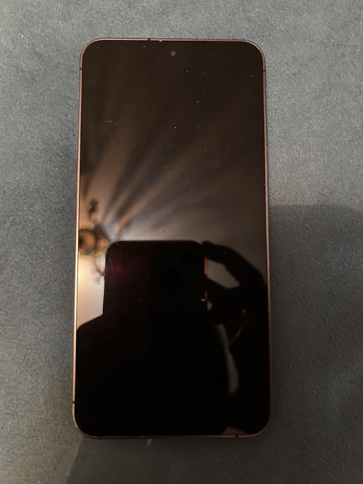 Обмениваю Samsung Galaxy S24 На Iphone 13 Pro или 14 Pro