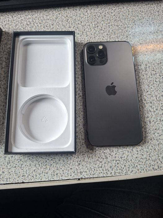 iPHONE 12 Pro impecabil
