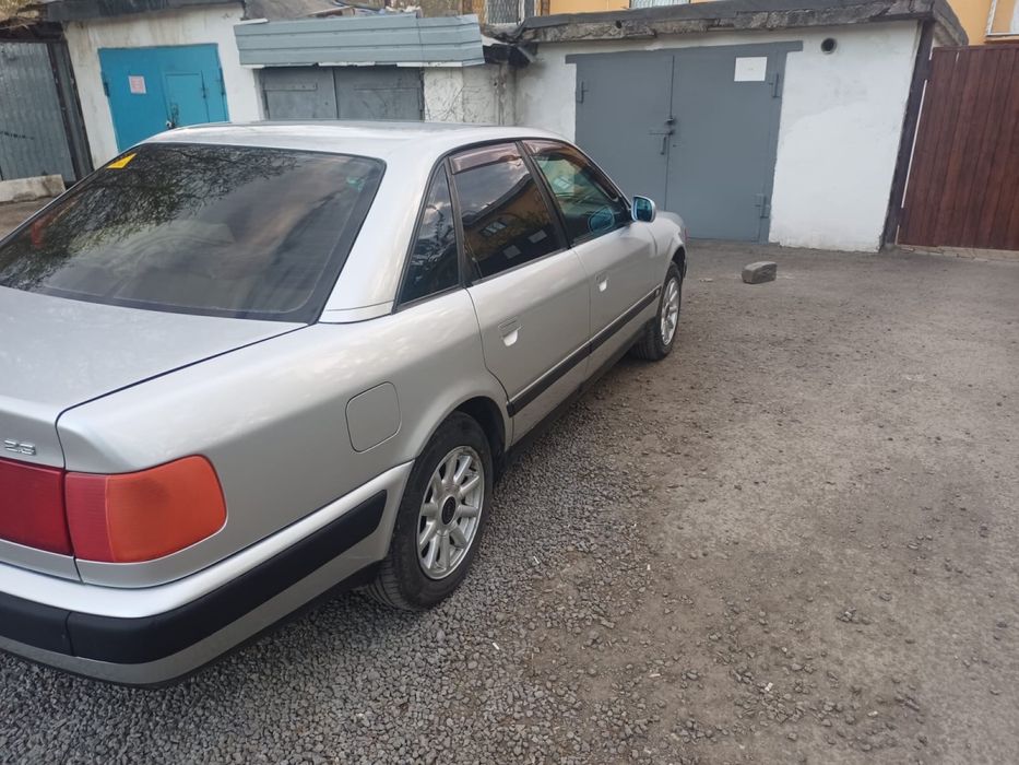 Ауди 100 с4