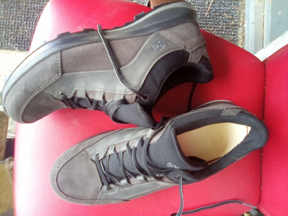 adidas HanWag Banks LL marimea 44.5 drumetie hike trekking usori piele