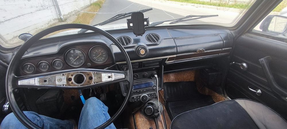 Vaz 2106 sotiladi