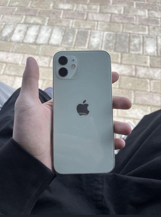 Айфон 12 64 памят