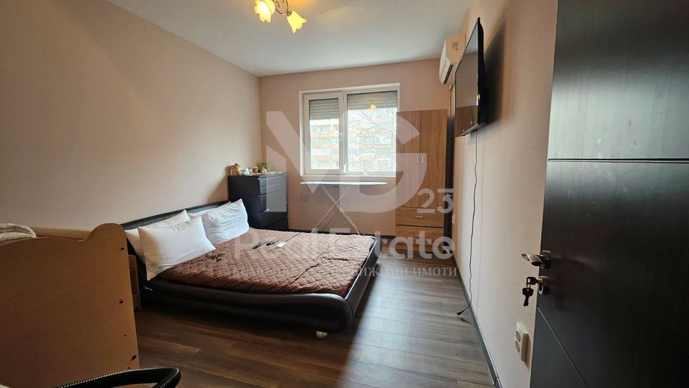 Продава се Двустаен апартамент в Пловдив, Изгрев - 75 кв.м за 578 €/кв.м - Снимка #3