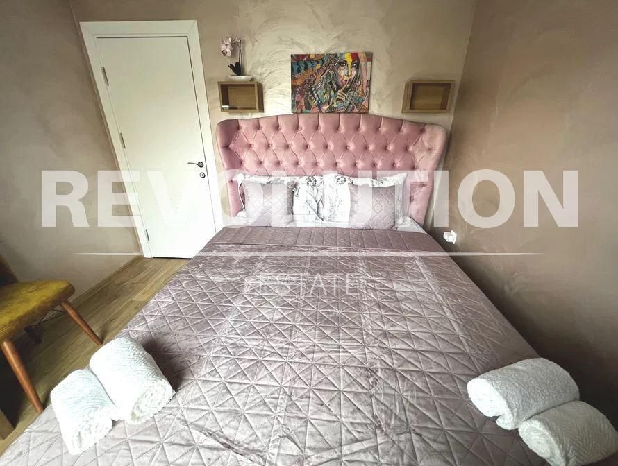 Дава се под наем Тристаен апартамент в Варна, Център - 73 кв.м за 648.21 € - Снимка #3