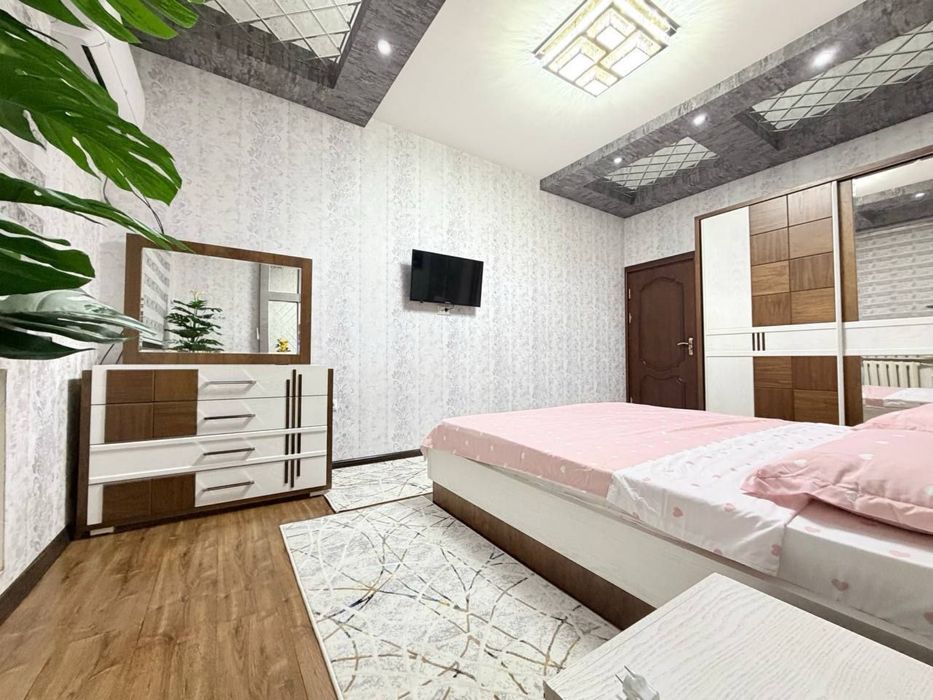 х Ал-Хоразмий Круг 2в3/2/4 Чиланзар 17 квартал,Метро Чиланзар 10 минут