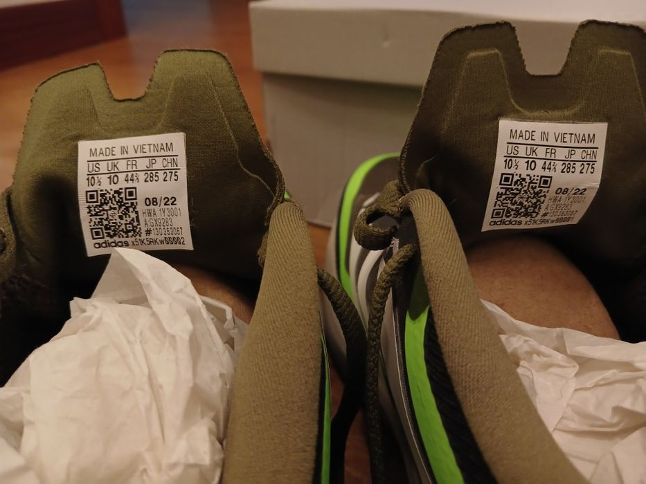 Кроссовки Адидас Оригинальные