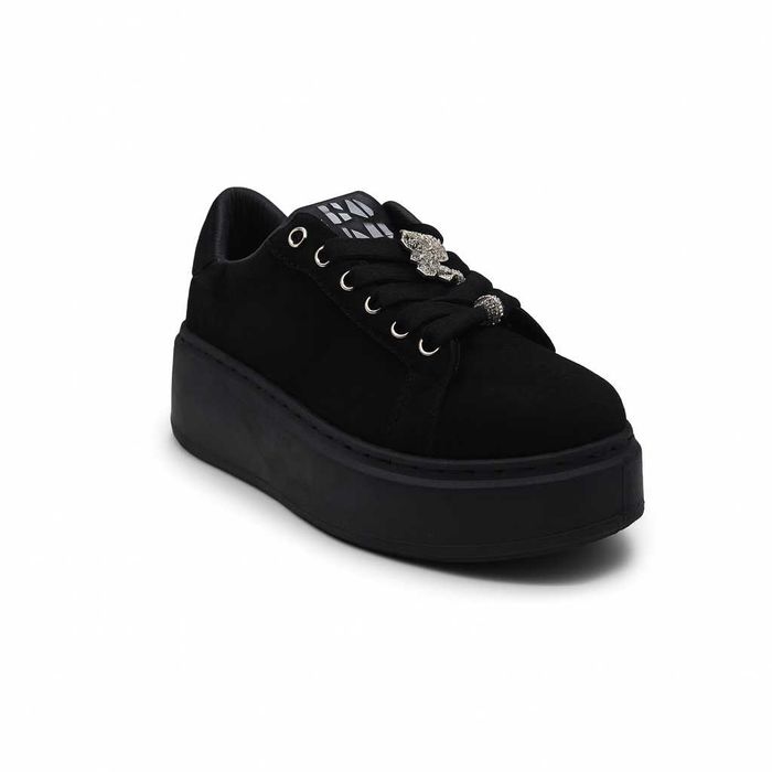 Дамски спортни обувки от еко велур на платформа