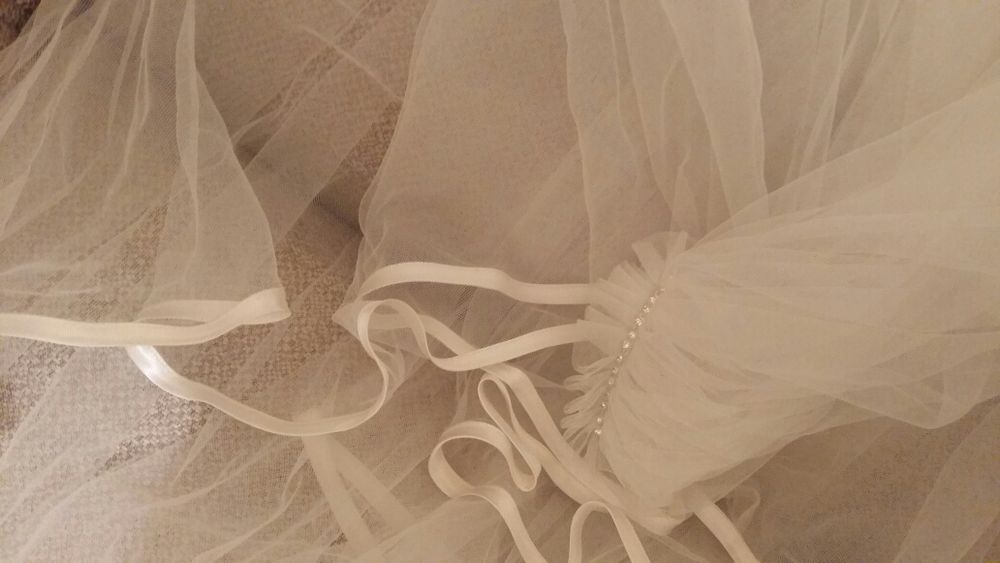 Rochie de mireasa și voal mărimea M