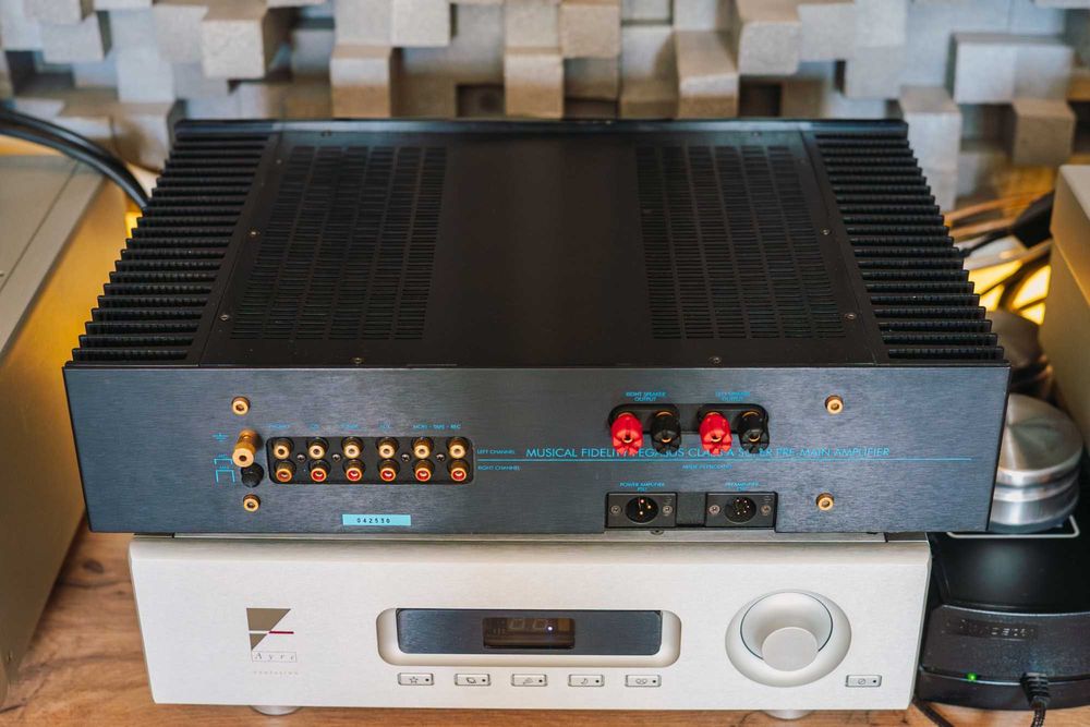 Musical Fidelity Pegasus / A1000 Pure Class A