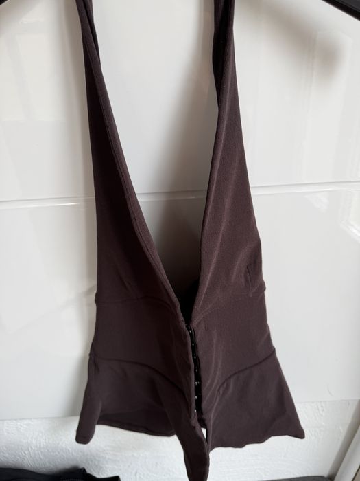 Top cu spatele gol Zara