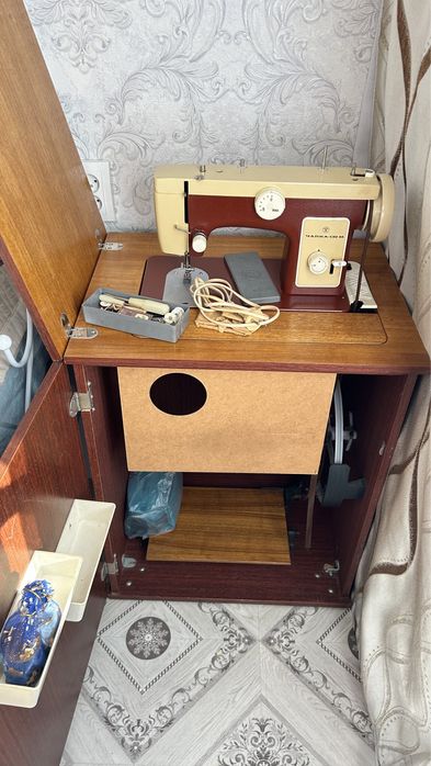 Тігін машинасы, Чайка 132 сатылады