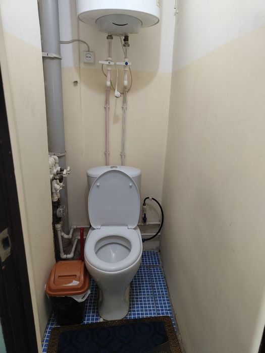 Срочна 3 хонали уй сотилади !!