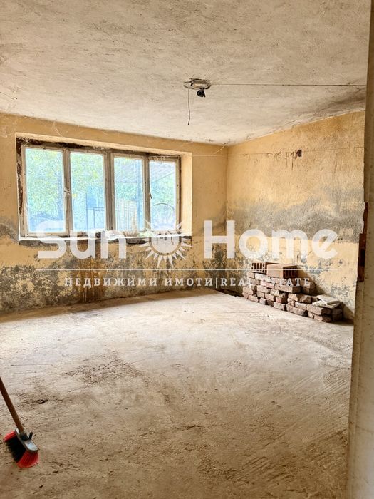 ПРОДАВА - Къща - гр. Харманли - 0 - Партер.