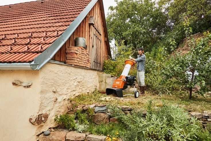 Tocator de crengi STIHL GH 370 NOU