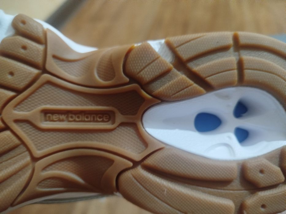 Кроссовки New Balance 740, 39 размер
