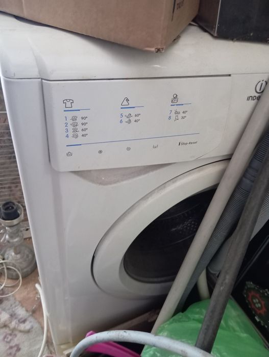 Срочно продам 2 стиральные машинки
