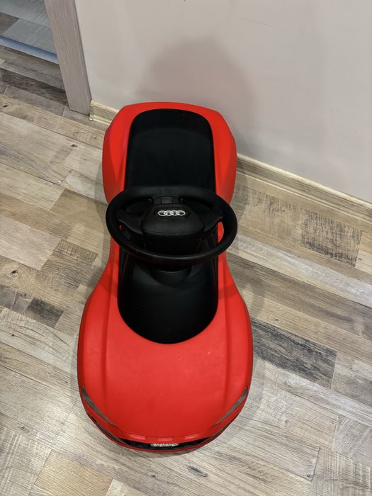Детска кола за бутане Audi