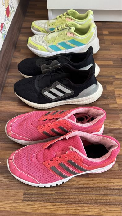 Кроссовки для бега и прогулок