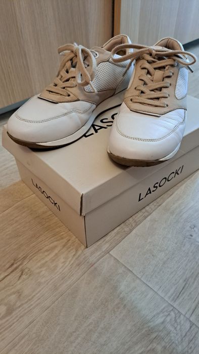 Обувки 36 номер ест.кожа