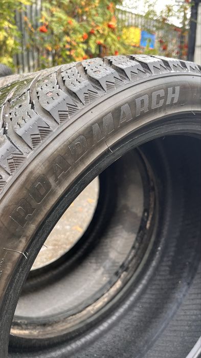 Продам резину 225/40/18