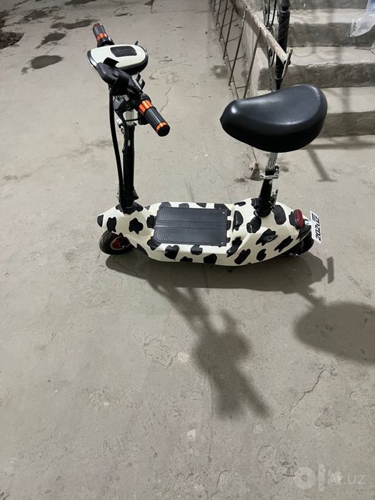 Mini moped sotiladi