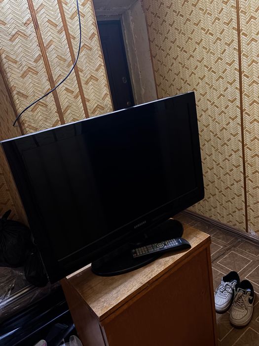 телевизор Samsung 32