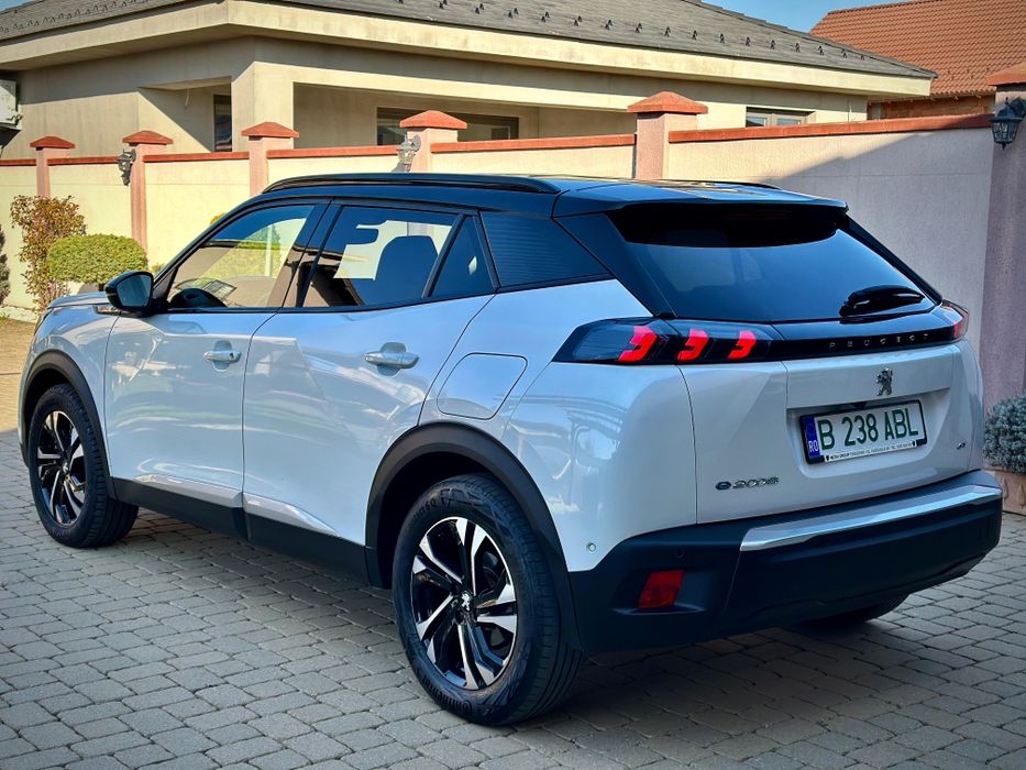PEUGEOT 2008 2023 — imagine 3