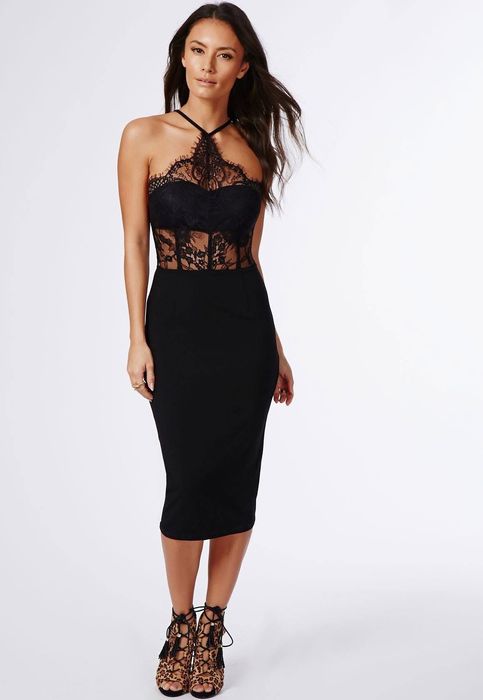 Рокля на марката ASOS