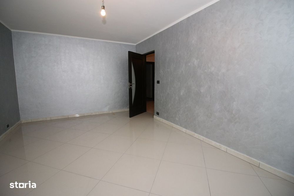 3 Decomandate Tipografilor Recent Renovat 68 mp Utili Parter
