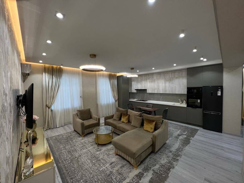 Сдаётся трёхкомнатная квартира со всеми удобствами