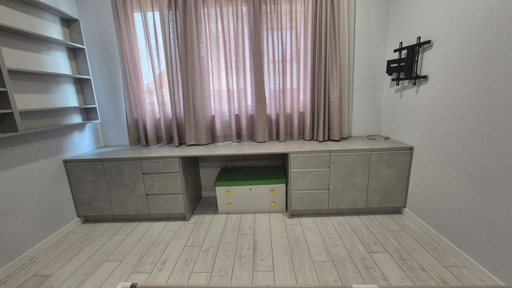 Бюро 360х60х80 сиво