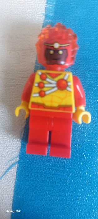 Лего колекционная фигурка огненный шторм
