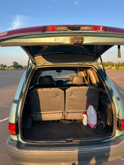 Авто тайота превиа