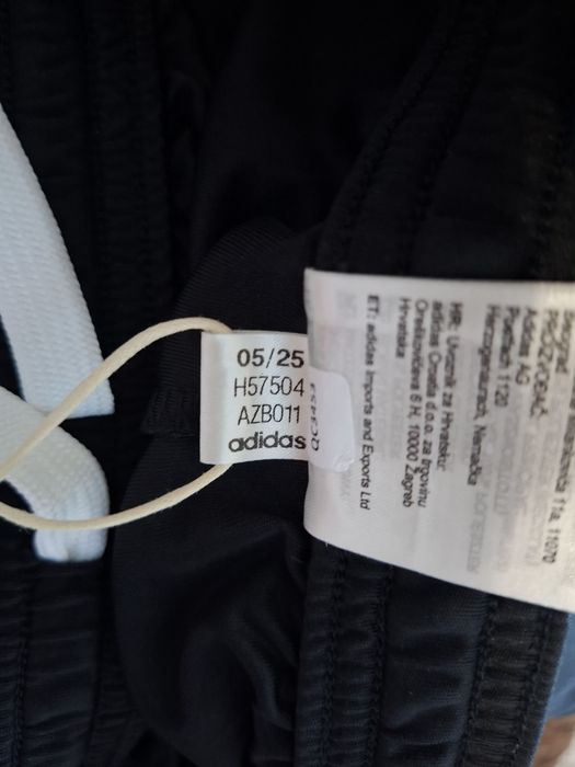Adidas-Ориг. Шорти Нови!