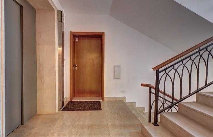 Продава се Тристаен апартамент в София, Дружба 1 - 107 кв.м за 858 €/кв.м - Снимка #18