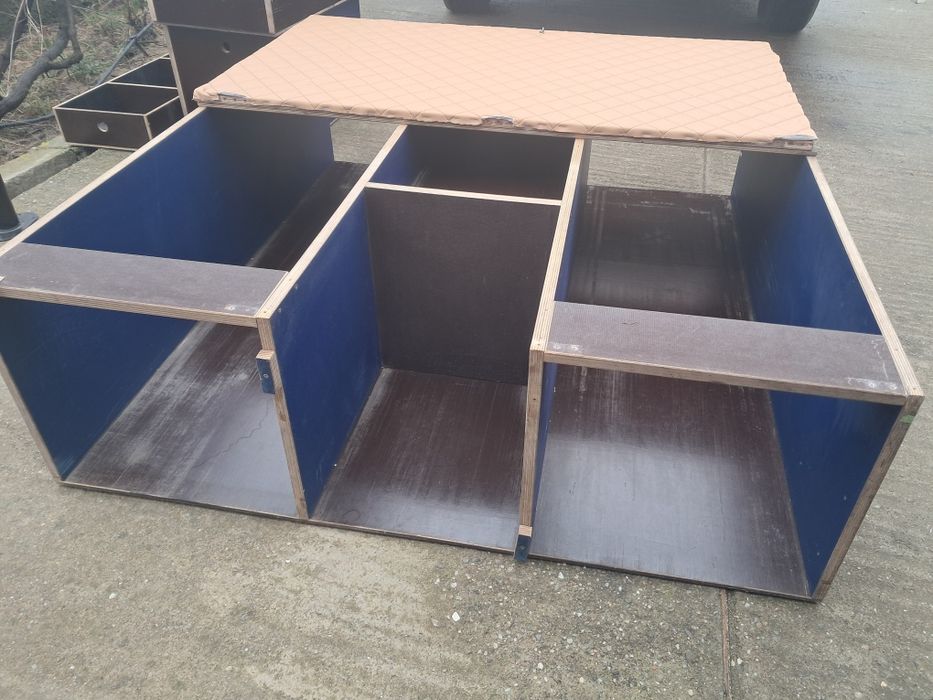 Vand modul pat/bucatarie camper