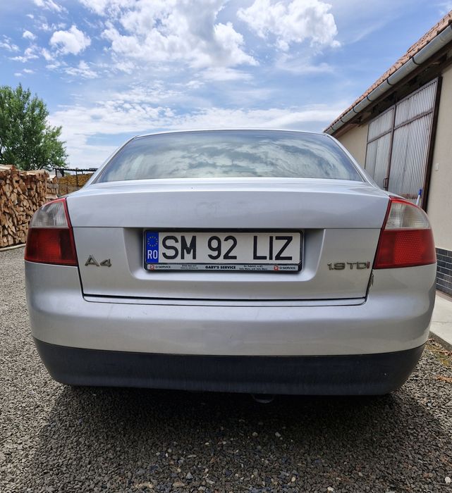 AUDI A4 2001 — imagine 2
