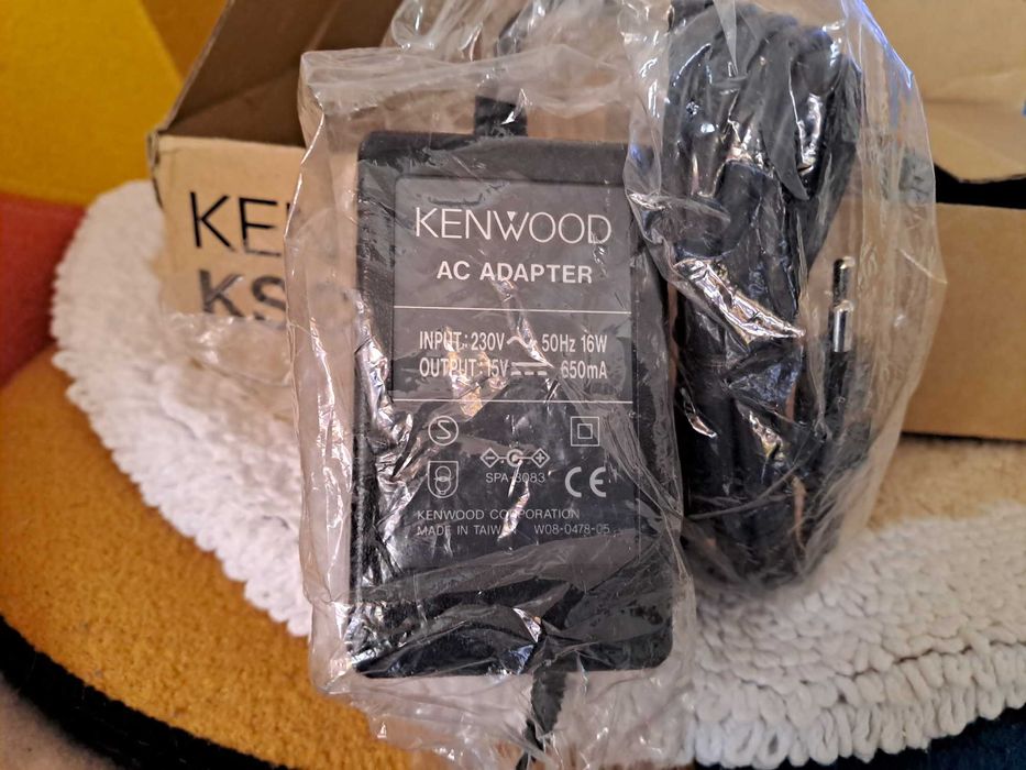 Бързо зарядно устройство  KENWOOD KSC-16