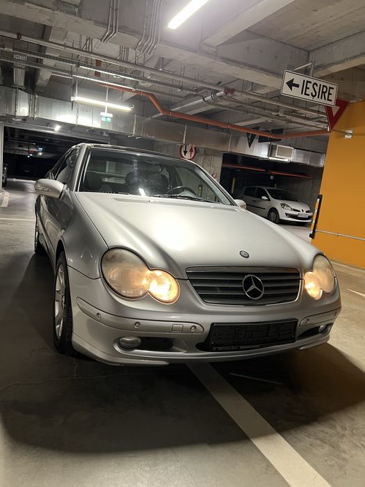 Mercedes-Benz C 180