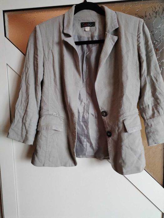 Продам сака 2 броя