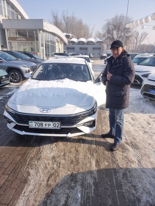 Элантры,  Сонаты, Электромобиль под таксовку.