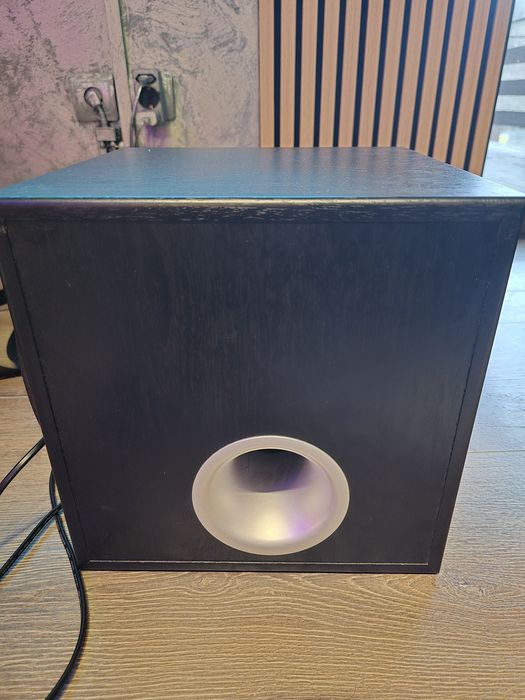 Subwoofer yamaha yst- SW012 defect